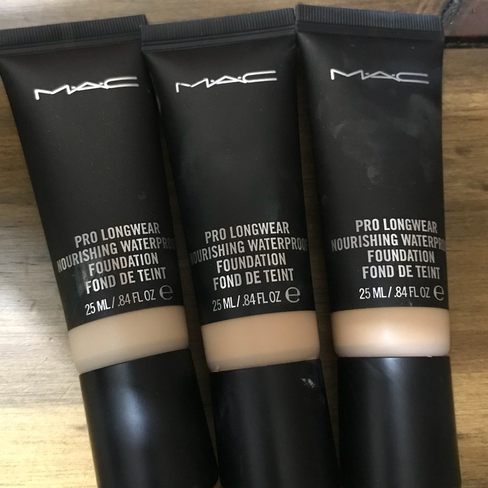 Three Mac Pro Longwear Waterproof Foundation